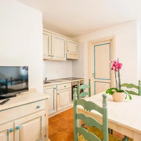 Charming Baia Marina *