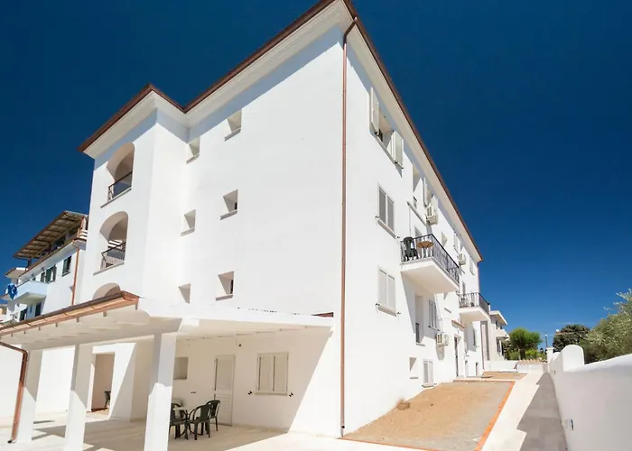 Charming Baia Marina *